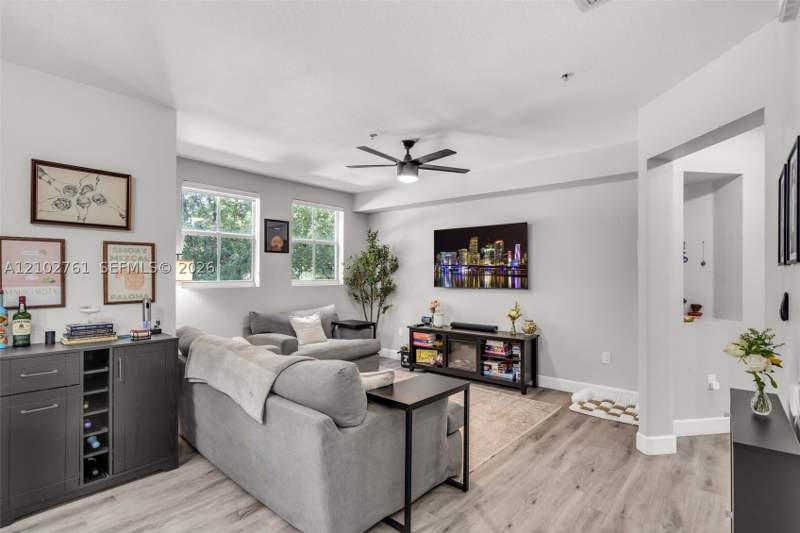 2 bedroom Condominium at 10870 NW 88th Ter 224, Coronado At Doral III Con, Doral — photo 3
