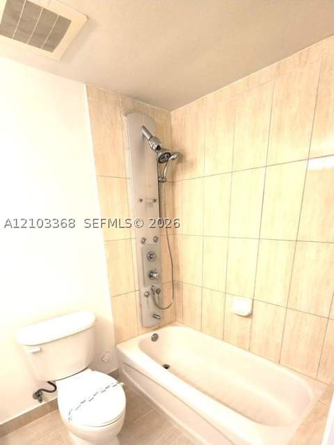 1750 N Bayshore Dr 1209, Miami FL - photo 6 of 9