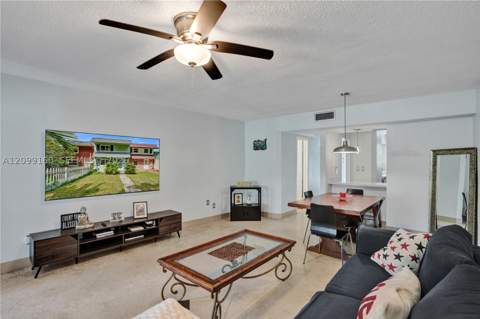 1719 NE 142nd St, North Miami FL - photo 7 of 29