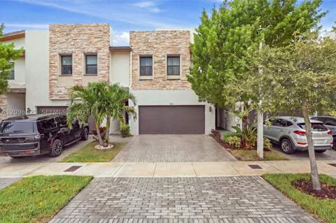 8110 NW 104th Ct, Doral FL - photo 21 of 41