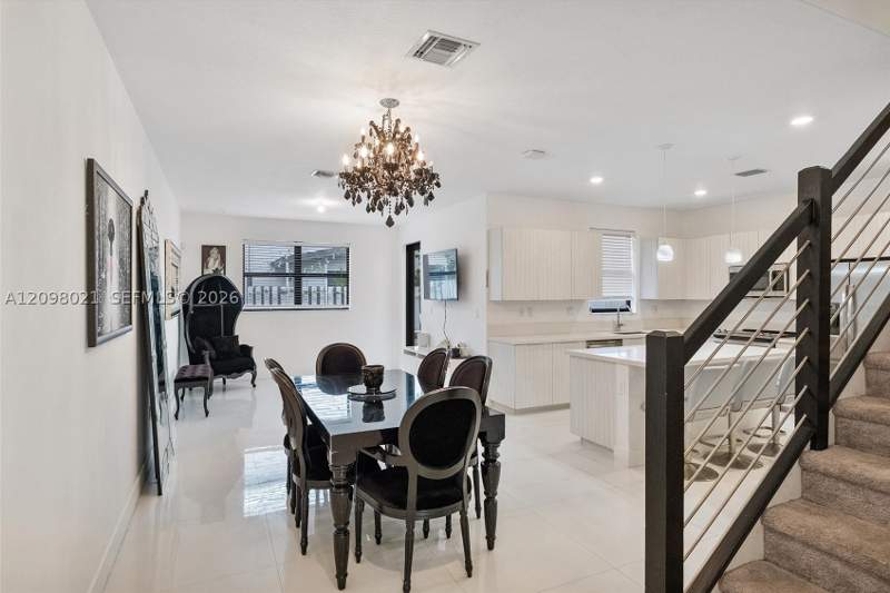 3 bedroom Townhouse at 8110 NW 104th Ct, Grand Bay South Townhomes, Doral — photo 5