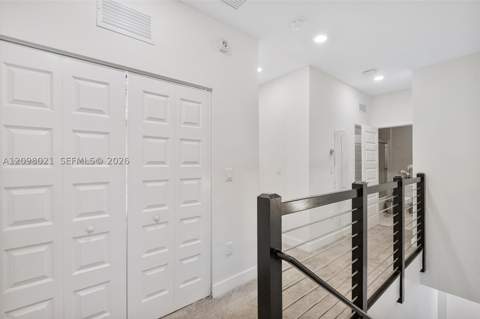 8110 NW 104th Ct, Doral FL - photo 9 of 41