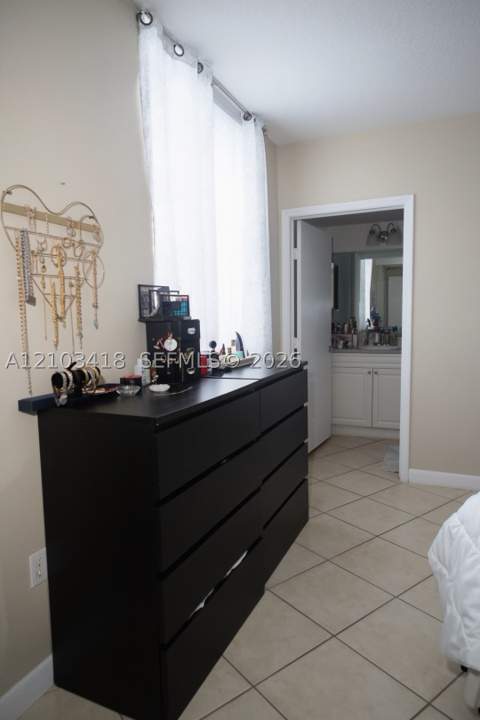 1 Glen Royal Pkwy 1004, Miami FL - photo 12 of 16