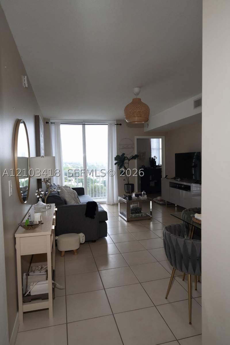 2 bedroom Condominium at 1 Glen Royal Pkwy 1004, Altos De Miami Condo, Miami — photo 4