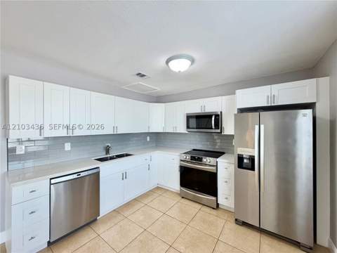 22201 SW 103rd Ave, Cutler Bay FL - photo 11 of 23