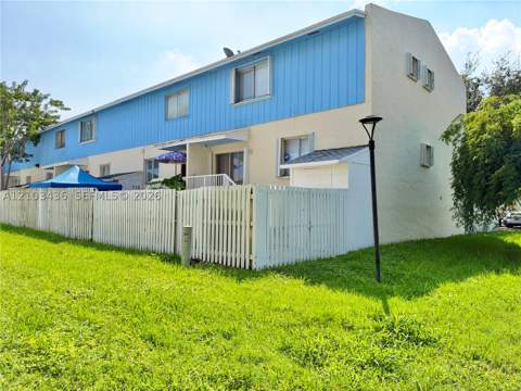22201 SW 103rd Ave, Cutler Bay FL - photo 6 of 23