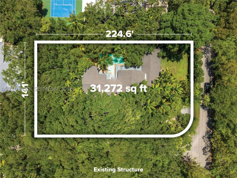 4 bedroom SingleFamilyResidence at 5600 Oakwood Ln, Snapper Creek Oaks, Coral Gables — photo 2
