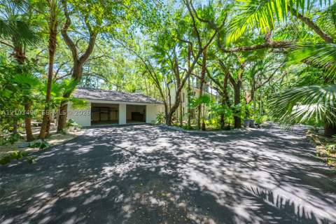 5600 Oakwood Ln, Coral Gables FL - photo 7 of 13