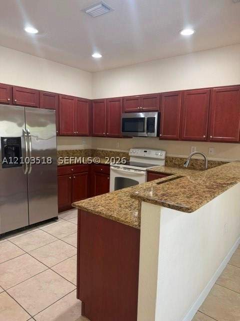 3 bedroom SingleFamilyResidence at 8879 SW 227th Ter, Trellis At Bayshore, Cutler Bay — photo 4