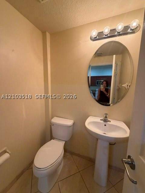 8879 SW 227th Ter, Cutler Bay FL - photo 9 of 36