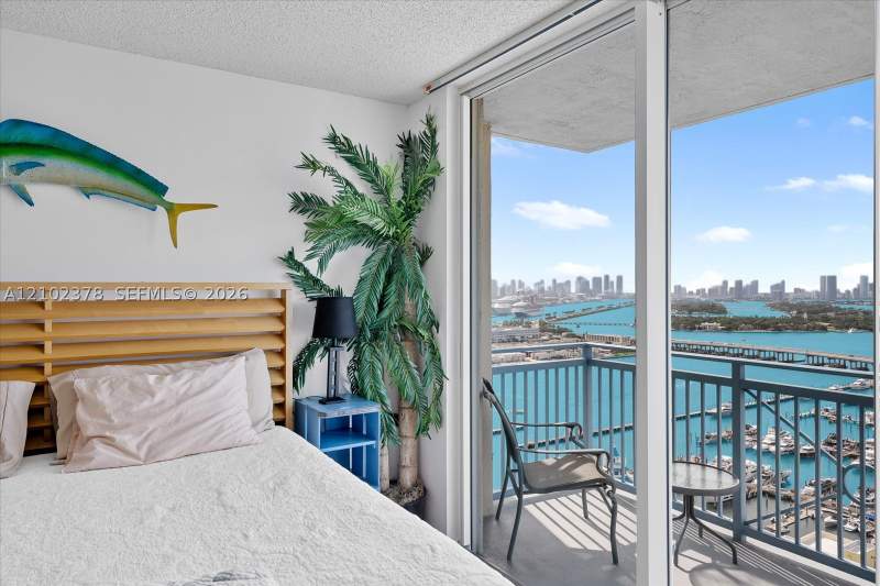 2 bedroom Condominium at 90 Alton Rd 2911, Yacht Club At Portofino C, Miami Beach — photo 2
