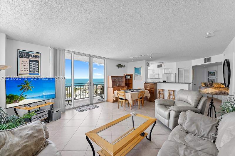 2 bedroom Condominium at 90 Alton Rd 2911, Yacht Club At Portofino C, Miami Beach — photo 4