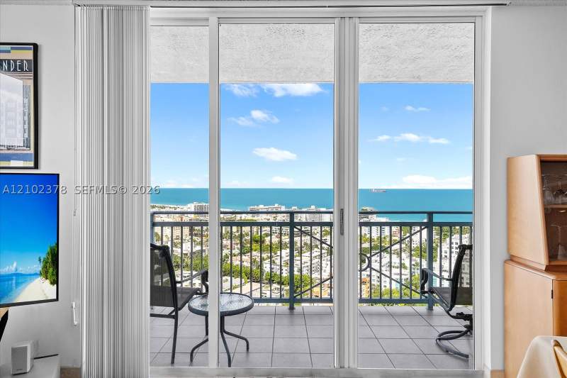 2 bedroom Condominium at 90 Alton Rd 2911, Yacht Club At Portofino C, Miami Beach — photo 5