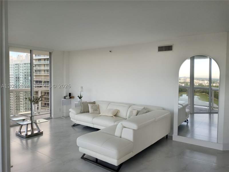 2 bedroom Condominium at 20185 E Country Club Dr 2406, The Landmark Condo, Aventura — photo 5