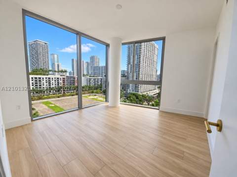 90 NE 32nd St 901, Miami FL - photo 17 of 29