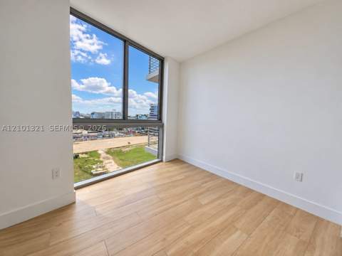 90 NE 32nd St 901, Miami FL - photo 24 of 29
