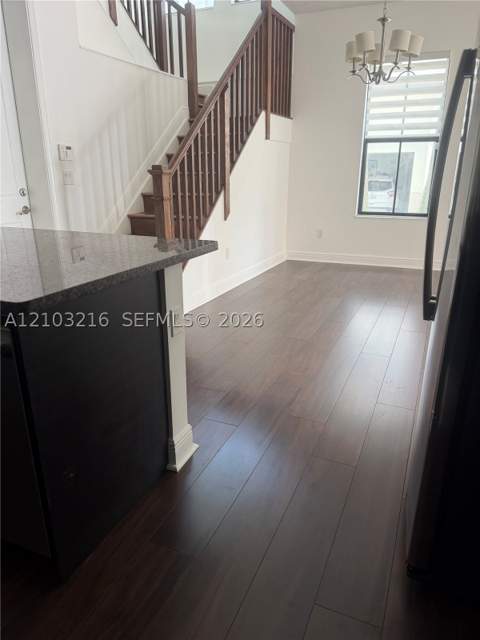 8478 NW 52nd St, Doral FL - photo 12 of 44