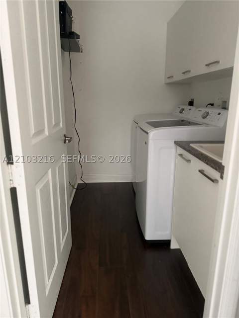 8478 NW 52nd St, Doral FL - photo 19 of 44