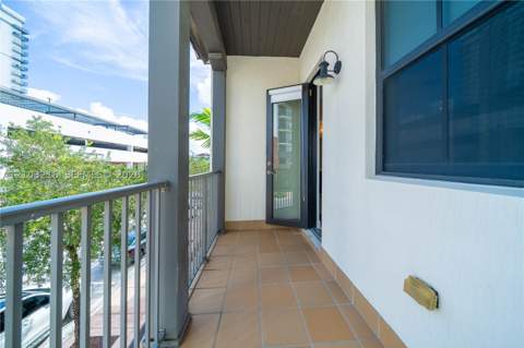 8478 NW 52nd St, Doral FL - photo 23 of 44