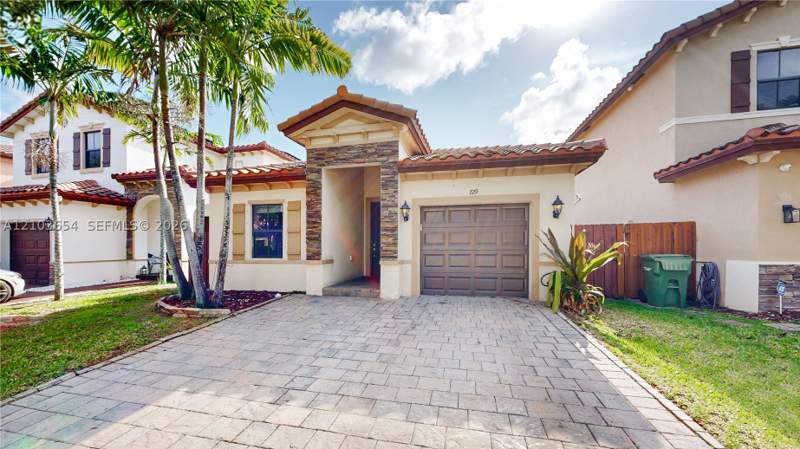4 bedroom SingleFamilyResidence at 729 SE 34th Ave, Baywinds Of Flores, Homestead — photo 3