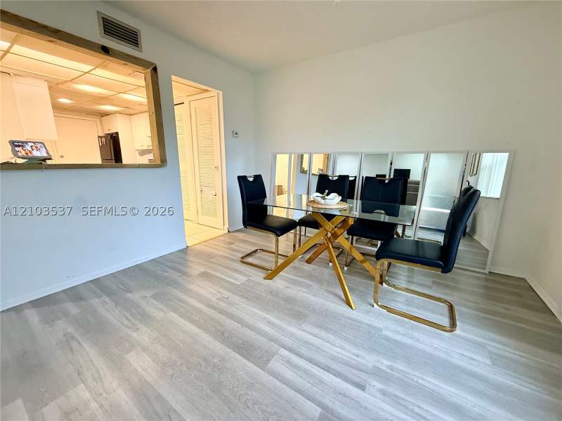 2 bedroom Condominium at 18111 NW 68th Ave G206, Venetian Gardens At Count, Hialeah — photo 4