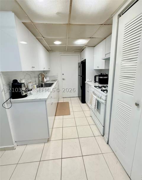 18111 NW 68th Ave G206, Hialeah FL - photo 6 of 13