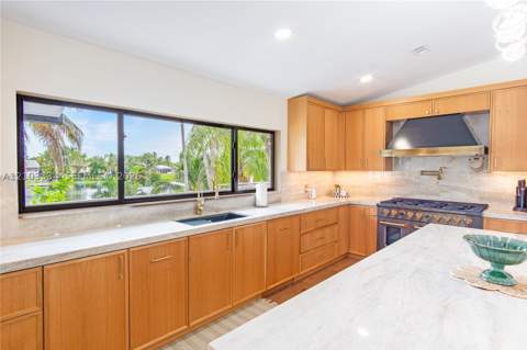 7914 SW 199th Ter, Cutler Bay FL - photo 18 of 42