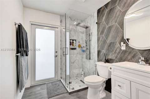 11496 SW 227th Ter, Miami FL - photo 11 of 22