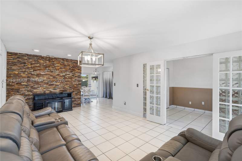 3 bedroom Townhouse at 4511 SW 129th Ave, Royale Green Townhouse SE, Miami — photo 2