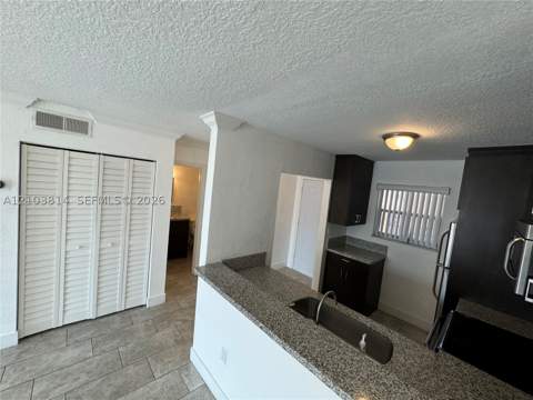 365 NE 125th St 401, North Miami FL - photo 6 of 15
