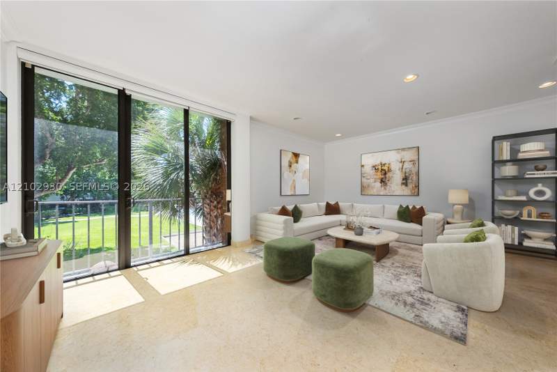 4 bedroom Townhouse at 1566 NE Quayside Ter D14, Towers Quayside Ct-Yard V, Miami — photo 3