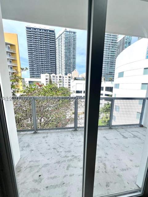 481 NE 29th St 502, Miami FL - photo 9 of 19