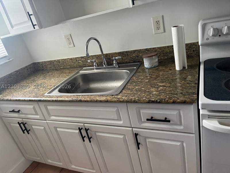 3 bedroom Condominium at 9260 Bay Harbor Ter 24, Southern Star Condo, Bay Harbor Islands — photo 5