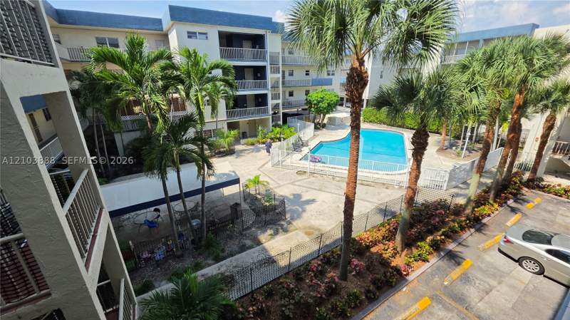 2 bedroom Condominium at 16750 NE 10th Ave 208, New Land Gardens Condo, North Miami Beach — photo 5
