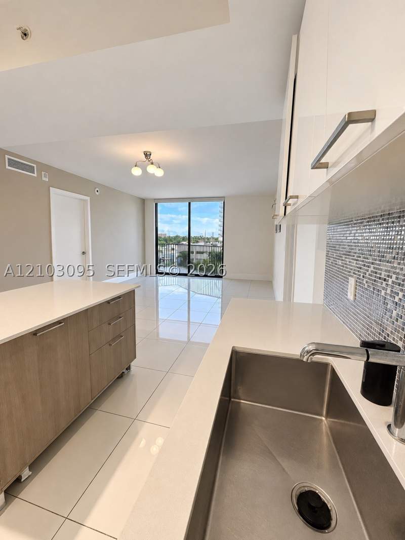 2 bedroom Condominium at 5252 NW 85th Ave 309, 5252 Paseo Condo, Doral — photo 2