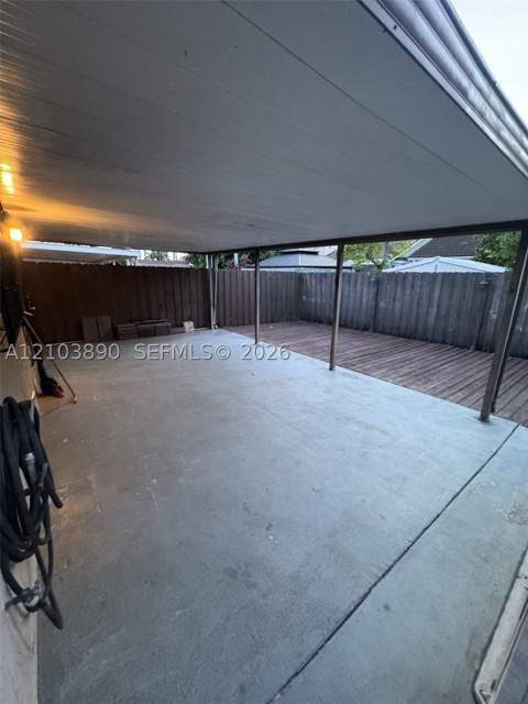 5640 W 20th Ct, Hialeah FL - photo 10 of 14