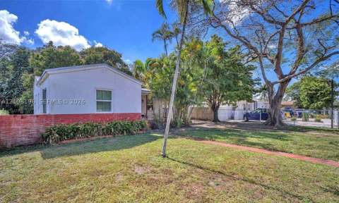 1236 Jann Ave, Opa Locka FL - photo 8 of 25