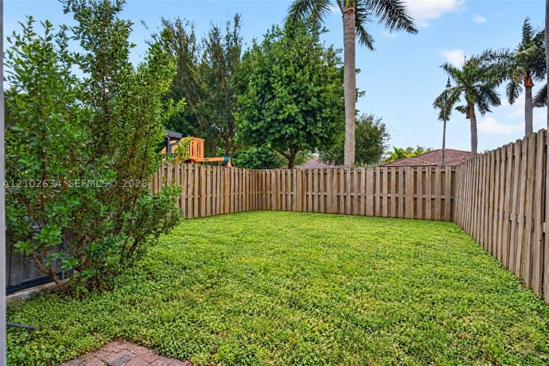 3 bedroom Townhouse at 144 SE 37th Ter, Baywinds Of Galapagos Fir, Homestead — photo 4