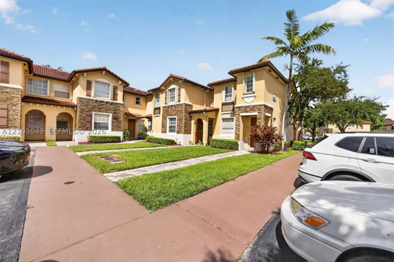 2 bedroom Condominium at 1650 NE 33rd Rd 112-10, Villas At Carmel Condo No, Homestead — photo 2