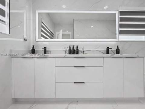 1530 SW 24th Ave, Miami FL - photo 12 of 30