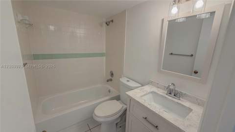 905 NE 209th St 104-30, Miami FL - photo 23 of 27