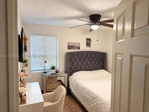 17931 SW 115th Ave, Miami FL - photo 11 of 28