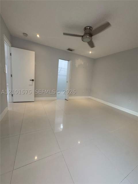 7817 W 36th Ave 204, Hialeah FL - photo 11 of 26