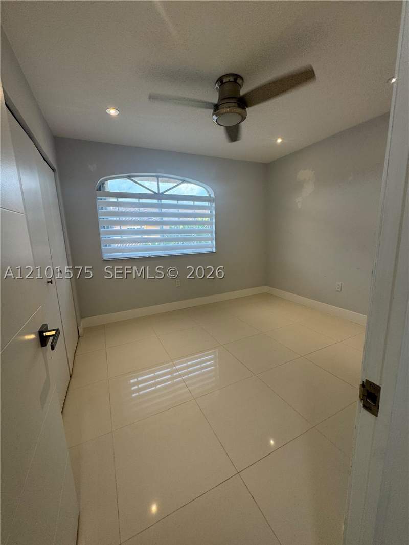 2 bedroom Condominium at 7817 W 36th Ave 204, West Poinciana Villas Con, Hialeah — photo 2