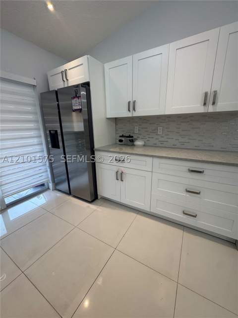 7817 W 36th Ave 204, Hialeah FL - photo 23 of 26