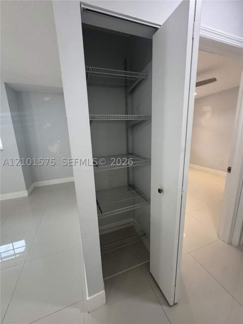 7817 W 36th Ave 204, Hialeah FL - photo 7 of 26