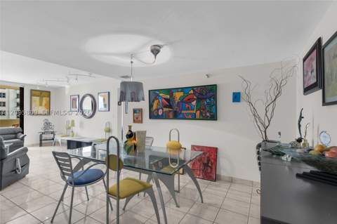 1623 Collins Ave 812, Miami Beach FL - photo 11 of 32