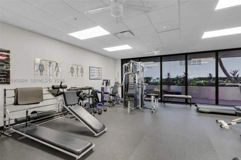 1623 Collins Ave 812, Miami Beach FL - photo 6 of 32