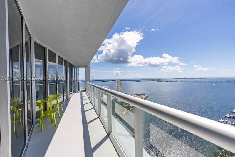 3 bedroom Condominium at 495 Brickell Ave 3401, Icon Brickell No Two, Miami — photo 3