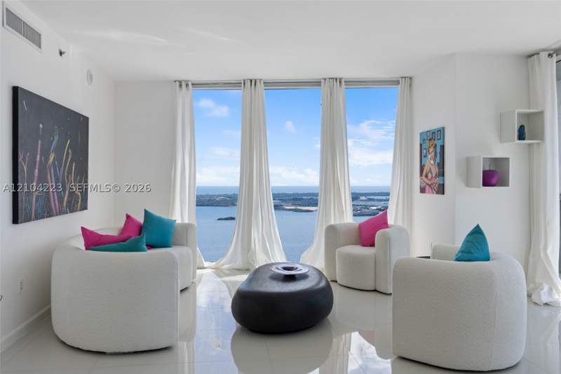 3 bedroom Condominium at 495 Brickell Ave 3401, Icon Brickell No Two, Miami — photo 5